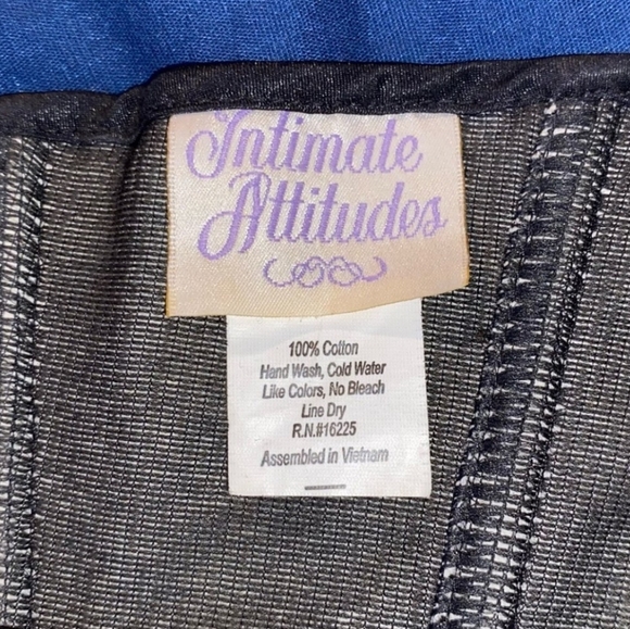 Gently Used Intimate Attitudes Skull Corset Top Size 42 - Picture 3 of 4